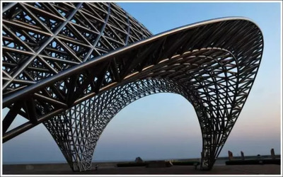 钢结构技术 结构材料革新与高端论坛建筑应用深度解析